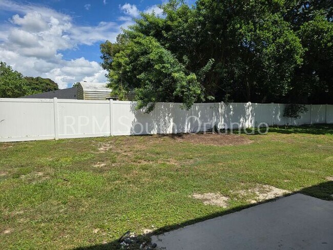 Building Photo - Dundee Station