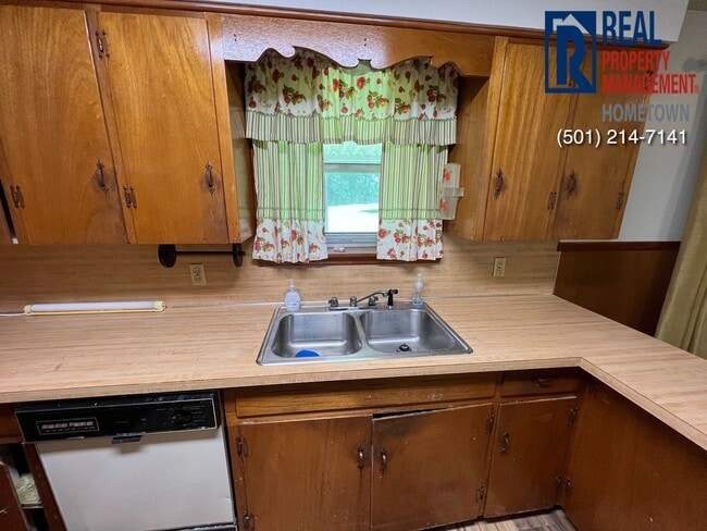 Building Photo - 8610 AR-5