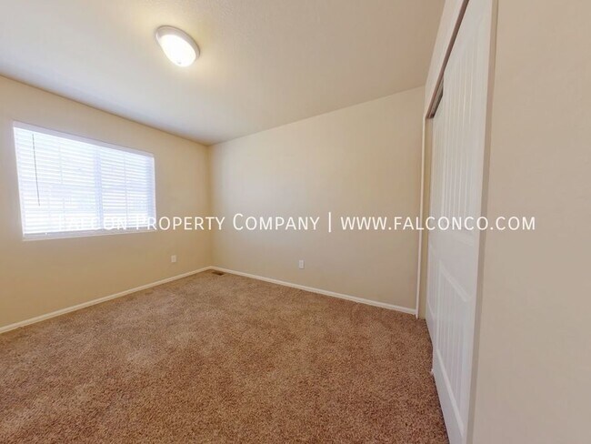 Building Photo - 7555 Red Creek View