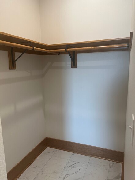 Master Closet - 324 9th St