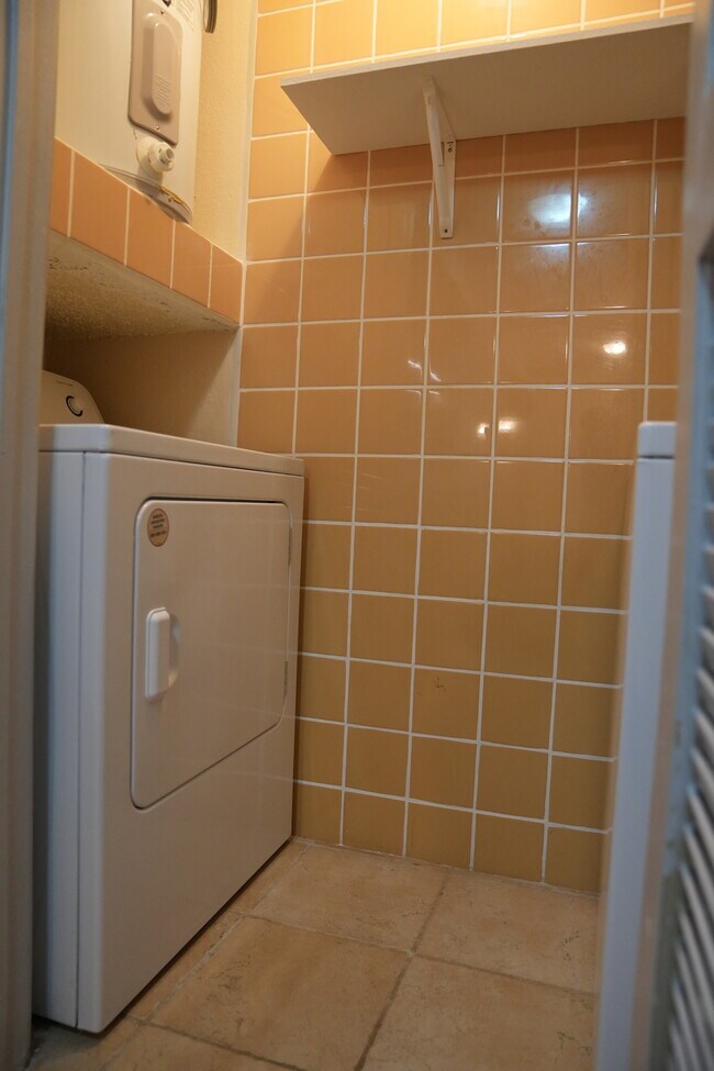 Building Photo - 2501 W Zia Rd