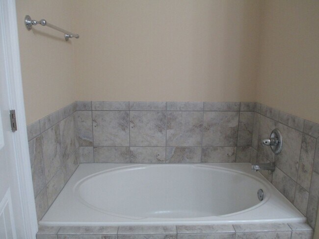 Building Photo - 2954 Palmetto Ridge Way