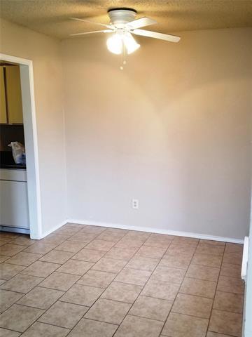 Building Photo - 1700 Justin Lyn St