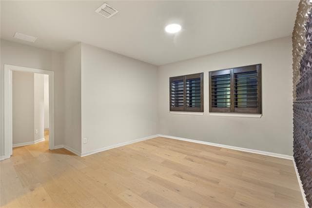 Building Photo - 1209 Savoy Ln