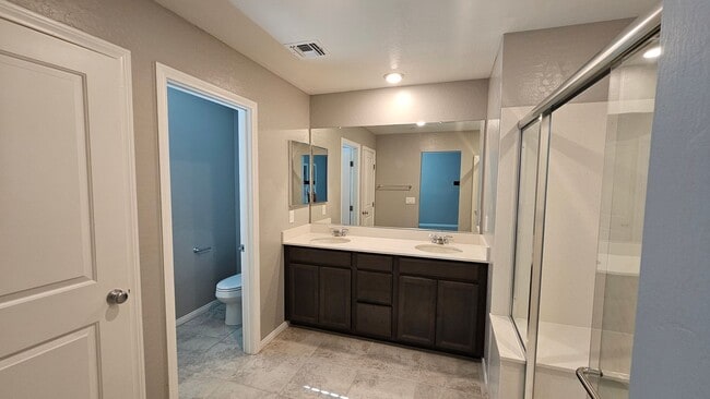 Building Photo - COMING SOON!  AWESOME SUMMERLIN TOWNHOME!