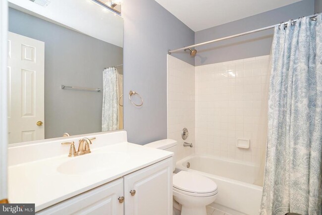 Building Photo - 2243 Journet Dr