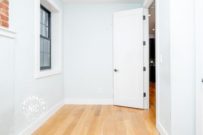 Building Photo - 67-02 60th St