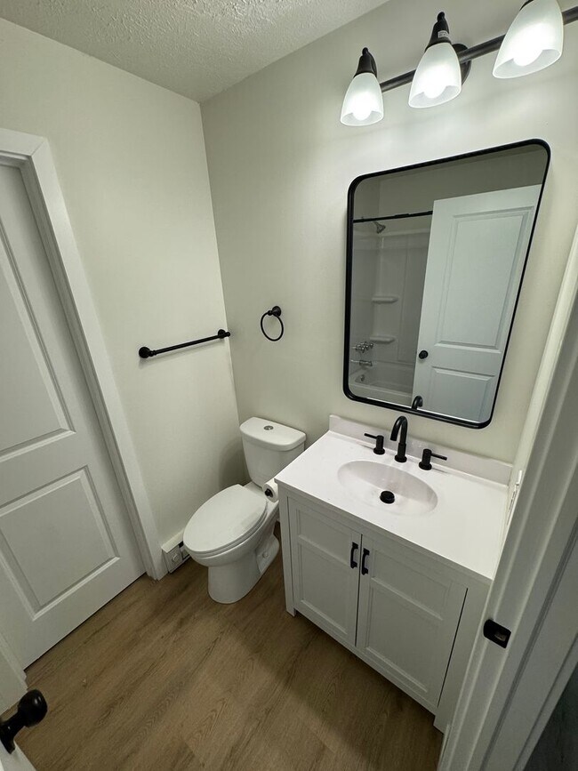Building Photo - Remodeled Three Bedroom Single Family Home...