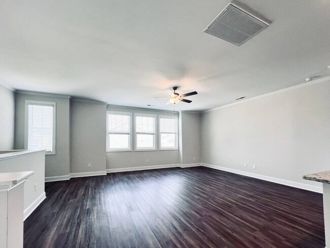 Building Photo - 5220 Stream Stone Way