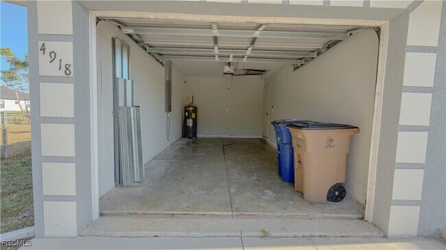 Building Photo - 4916 24th St SW