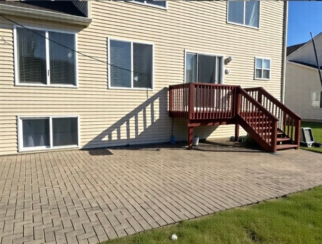 Building Photo - 2289 Grand Pointe Trail