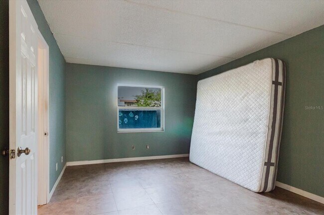 Building Photo - 14419 Americana Cir