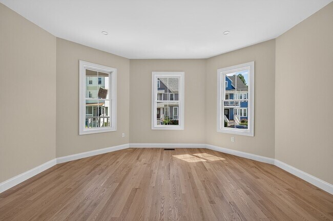 Building Photo - 25 Richfield St