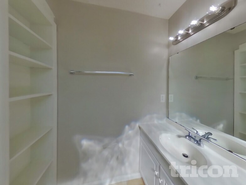 Building Photo - 1553 Kingfisher Blvd