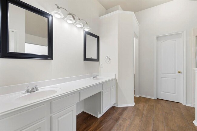 Building Photo - 20315 Mammoth Falls Dr