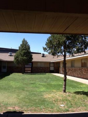 Building Photo - 1313 S Maddox Ave