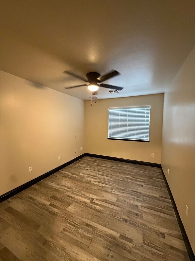 Building Photo - 4100 Cyclone Dr