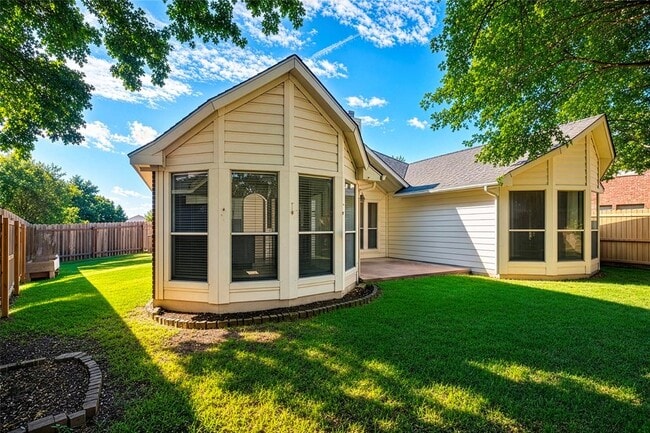Building Photo - 8248 Montoya Cir