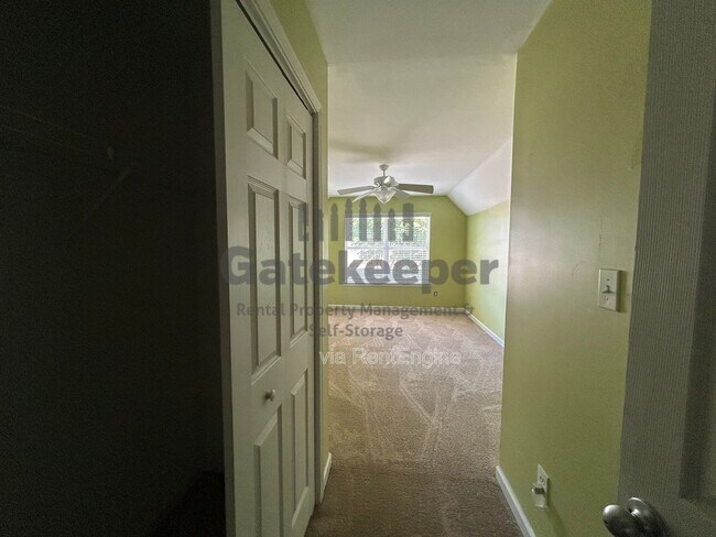 Building Photo - 214 Turnbridge Cir