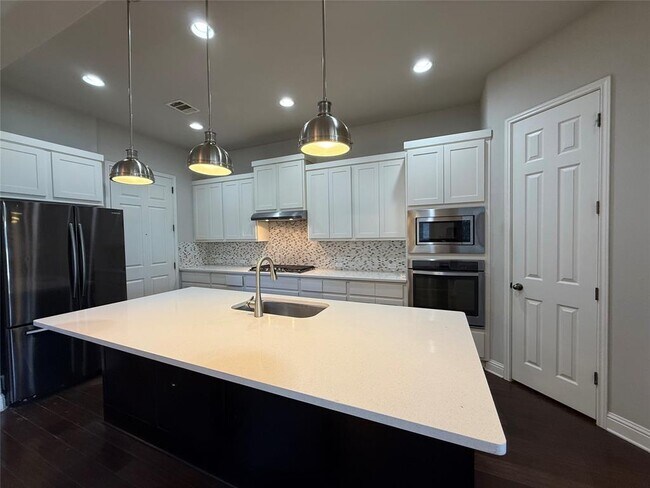 Building Photo - 12524 Ondara Dr