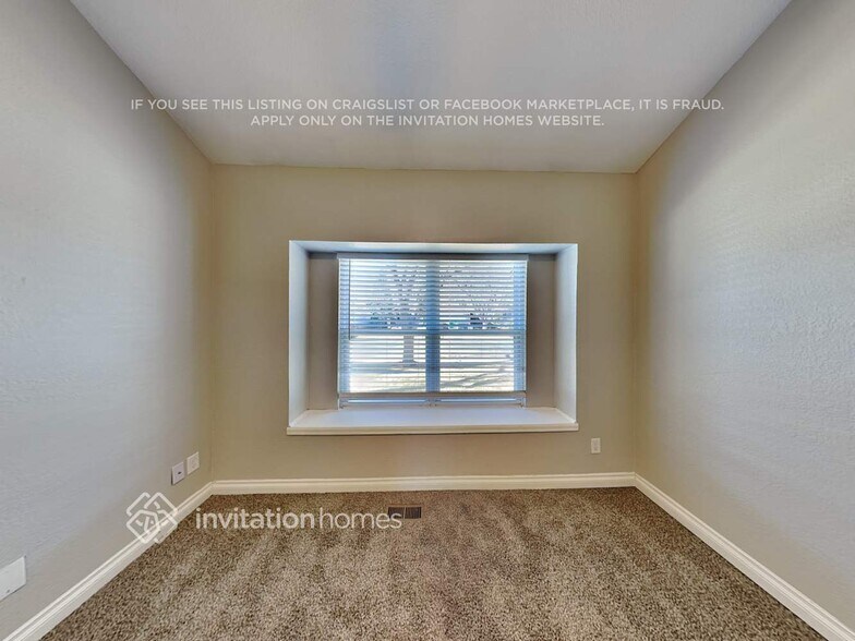 Building Photo - 4016 S Fundy Way