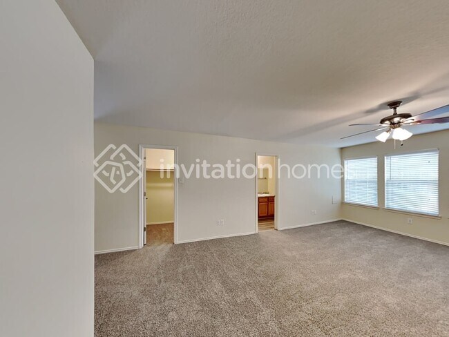 Building Photo - 12502 Aarons Way Dr
