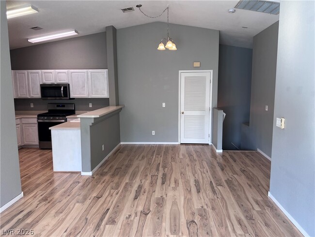 Building Photo - 1606 Lefty Garcia Way