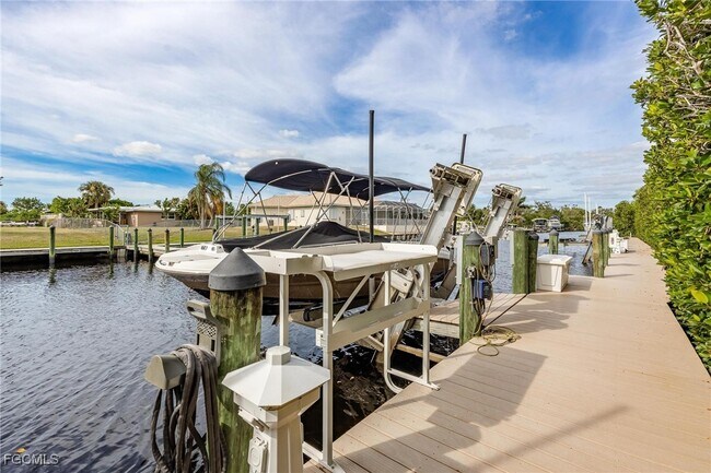 Building Photo - 12611 Apopka Ct