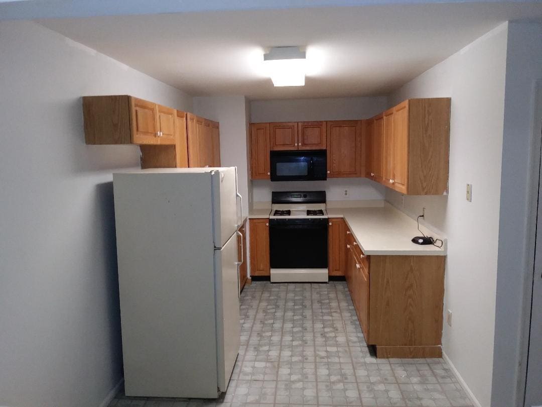 Building Photo - 424 Lackland Ave