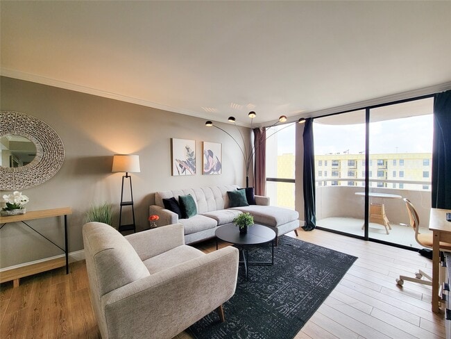 Building Photo - 3525 Sage Rd