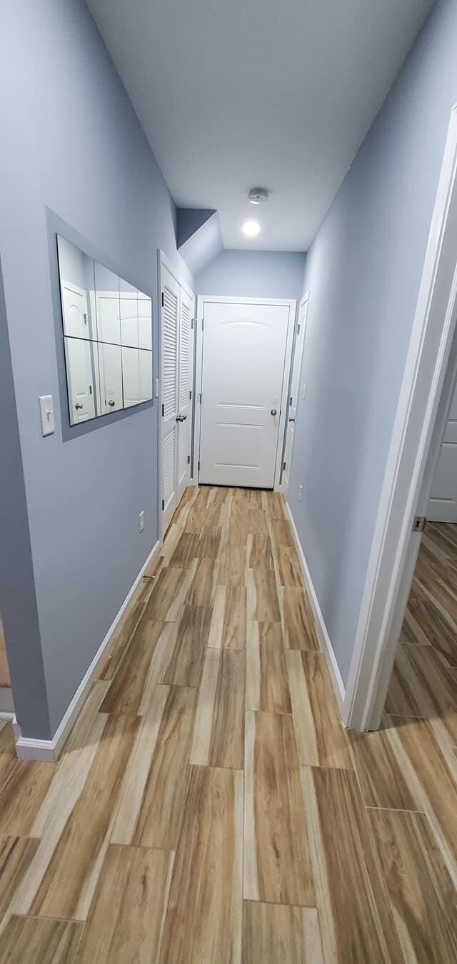 Building Photo - 220 WILLIAM St