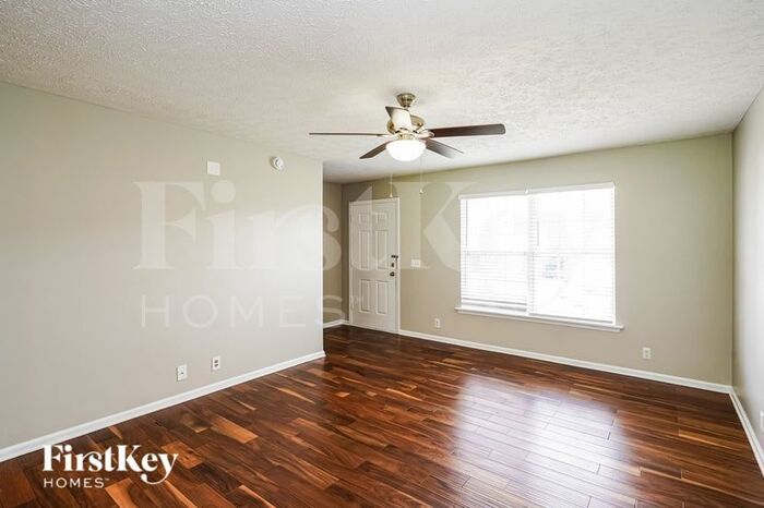 Building Photo - 8820 Cressent Glen Ct