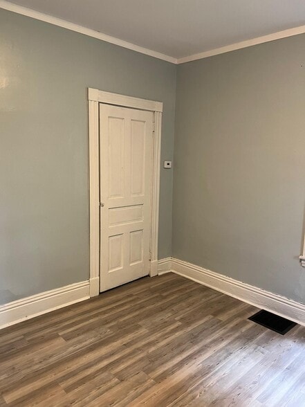 Building Photo - 703 French St