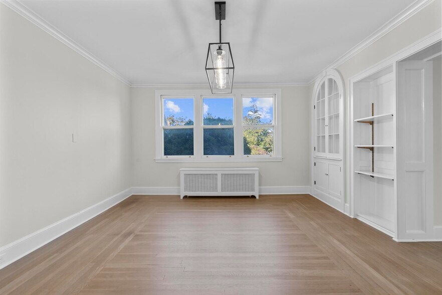 Dining Room View 3 - 1070 Whitney Ave