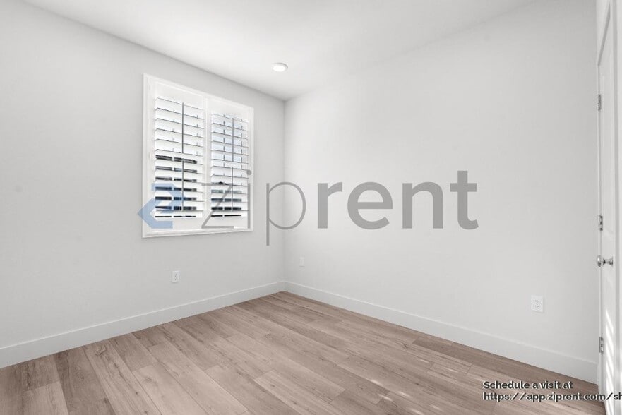 Building Photo - 710 Barrett Lk Rd