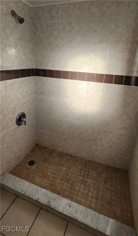 Building Photo - 723 SE 10th St