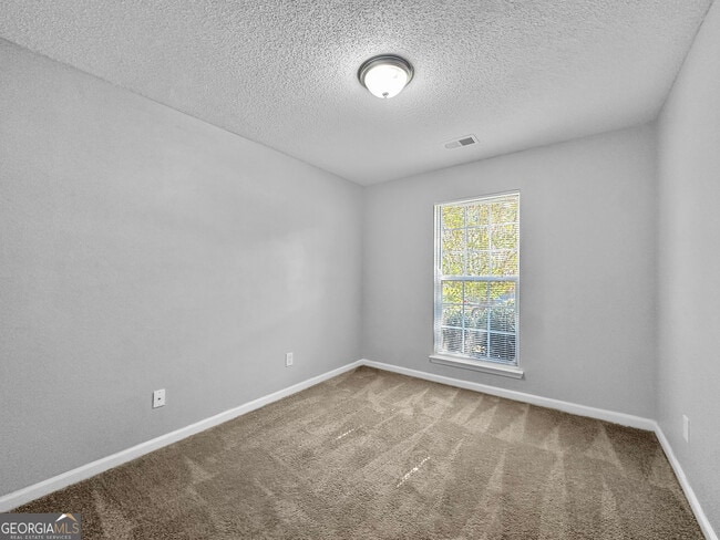 Building Photo - 261 Augusta Woods Dr