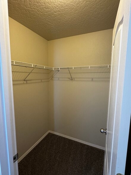 Building Photo - 172 W Tehuti Ct