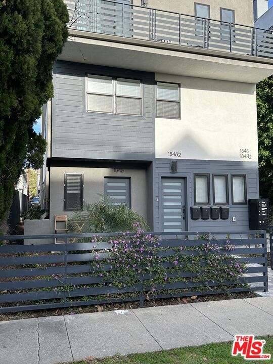 Building Photo - 1848 1/2 Federal Ave