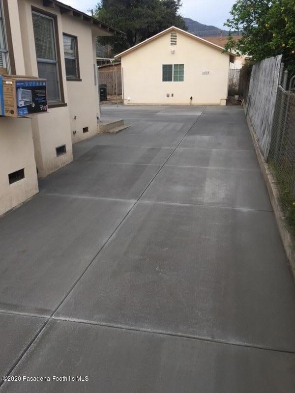 Building Photo - 10528 Langmuir Ave