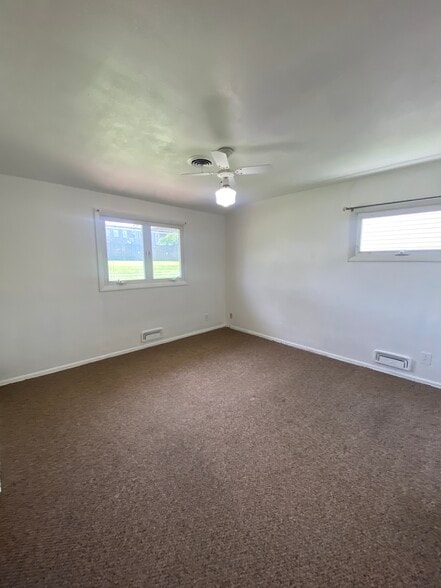 Building Photo - 1414 Central Ave