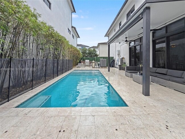 Building Photo - 8222 NW 51st Terrace