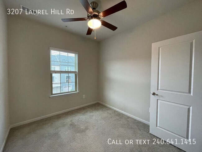 Building Photo - 3207 Laurel Hl Rd