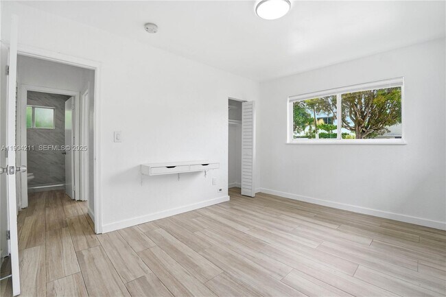 Building Photo - 60 NW 42nd St