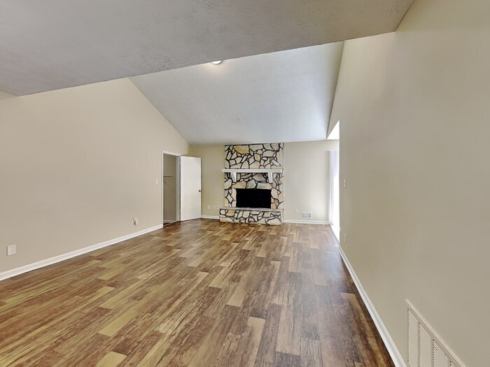 Building Photo - 6928 Cedar Hill Ct