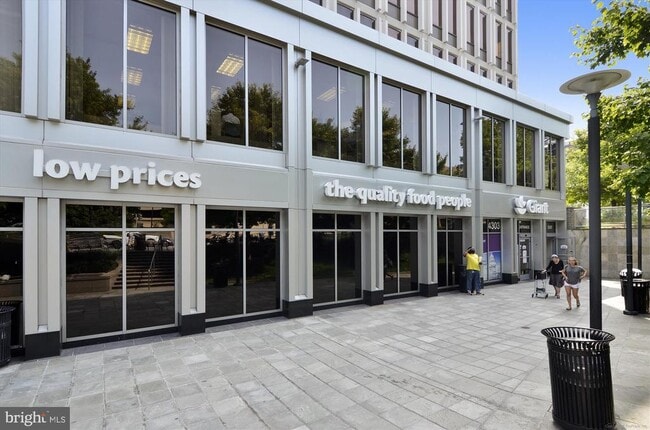 Building Photo - 3601 Wisconsin Ave NW