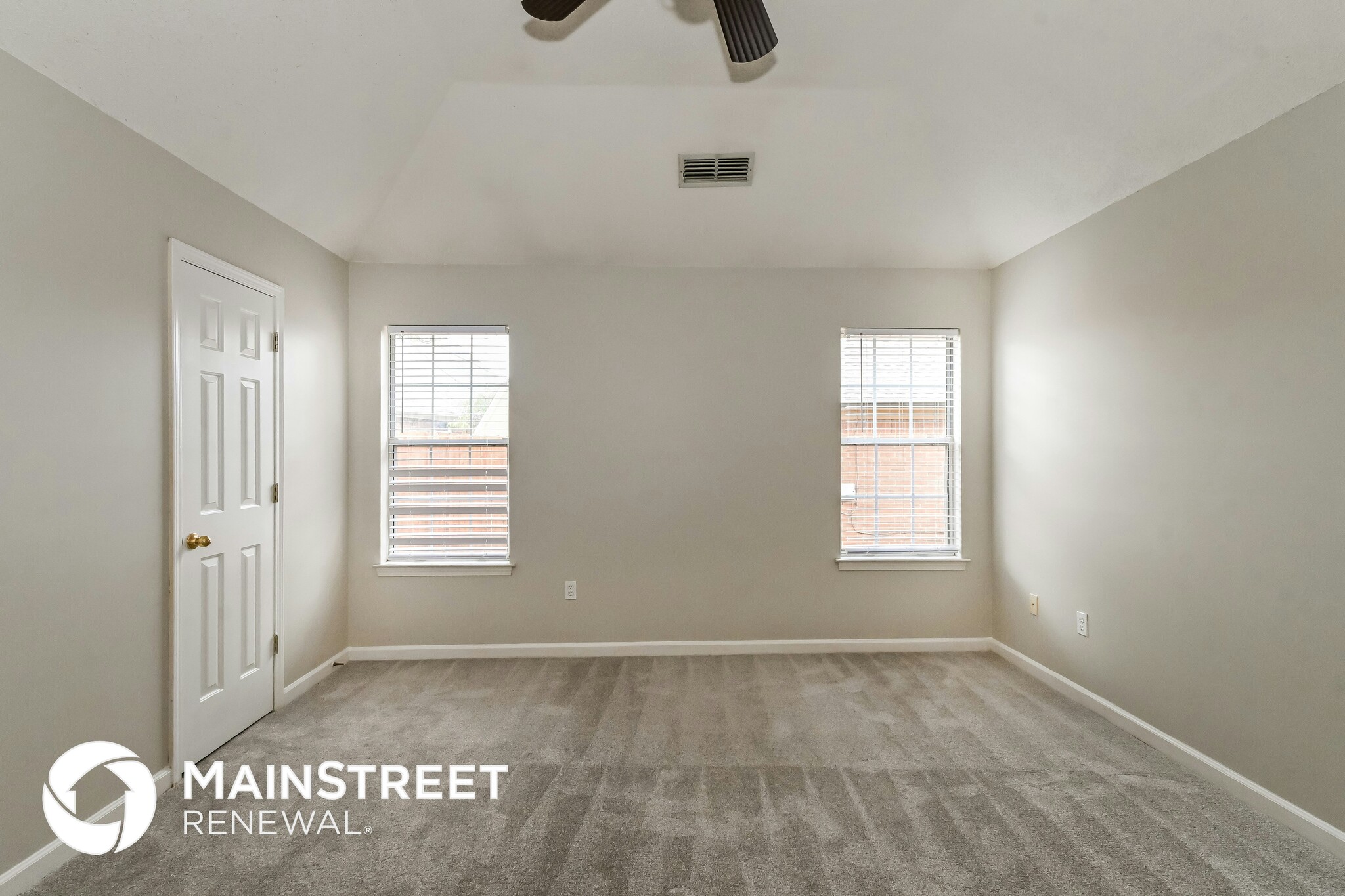 Building Photo - 5545 Annandale Dr
