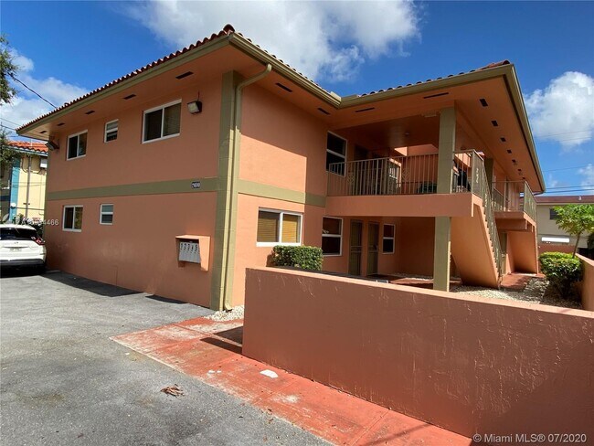 Building Photo - 2600 NW 14th St