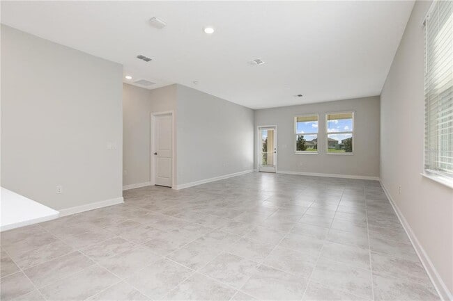 Building Photo - 4410 Seven Canyons Dr