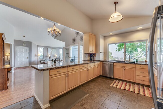 Building Photo - 2320 Overlook Ct